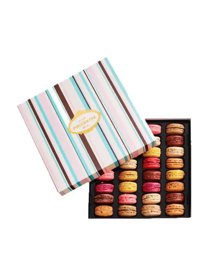 custom-design-macaron-packaging-boxes