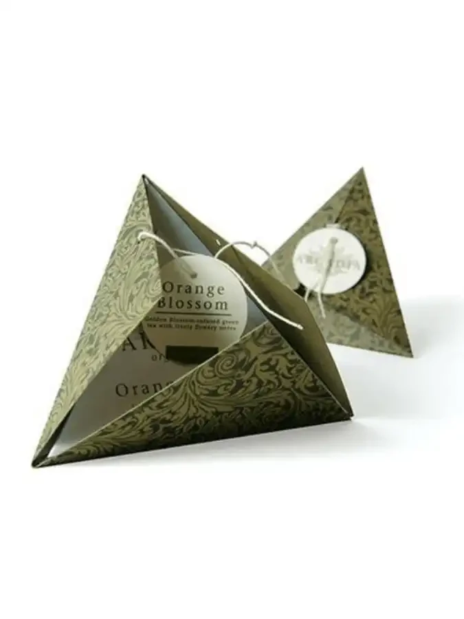 custom-design-pyramid-packaging-boxes